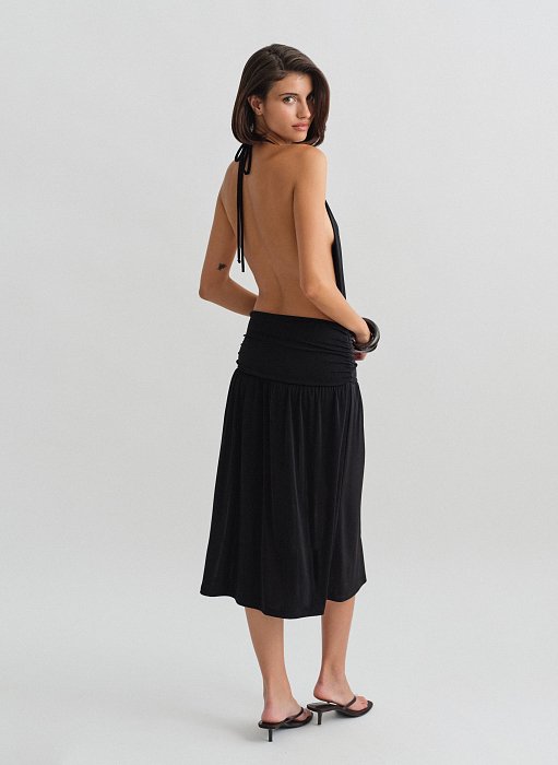Προϊόν: Halter midi φόρεμα με σούρες
