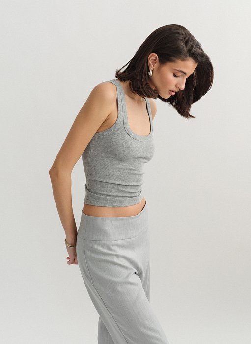 Προϊόν: Basic αμάνικη μπλούζα ριπ